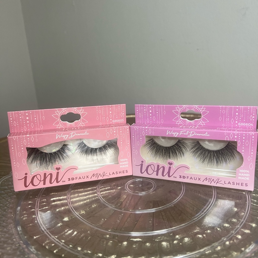 Pair (2) of Ioni 3D FAUX Mink Lashes new in package - Picture 1 of 6